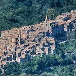 Castagno Διαμέρισμα *