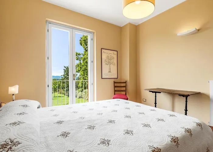 Castagno Apartment *