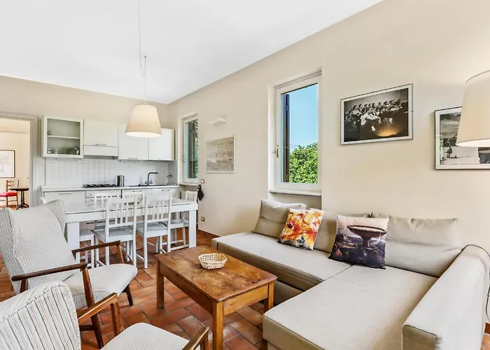 Castagno Apartment *